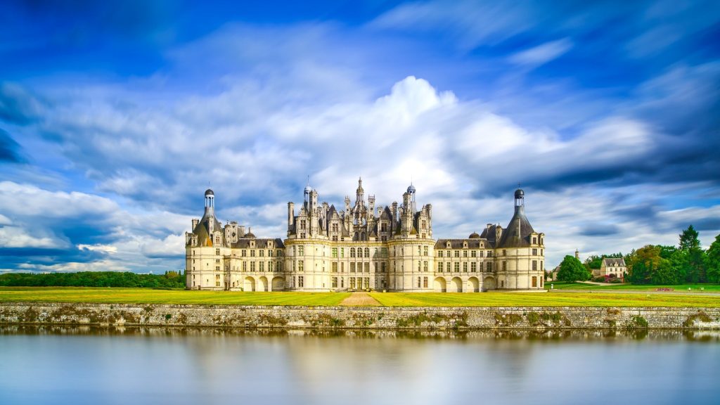 Chateau de Chambord, Unesco medieval french castle and reflectio